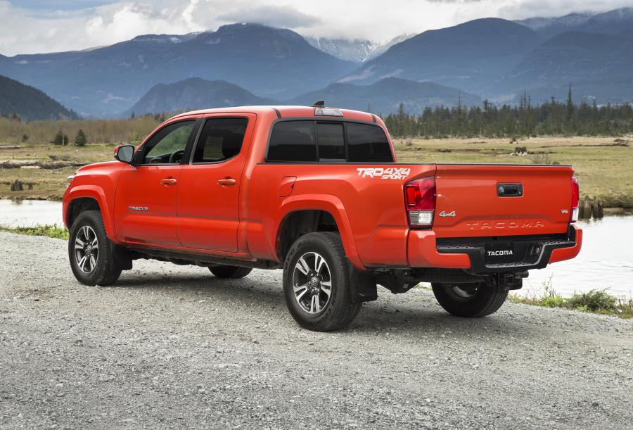  Toyota Tacoma TRD Sport Double Cab 2015 года  (NA) (фото 32 из 40)